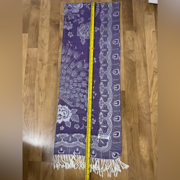 Cashmere Pashmina Scarf - Picture 7 of 14